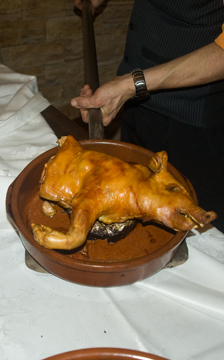 Cochinillo Asado Ecus